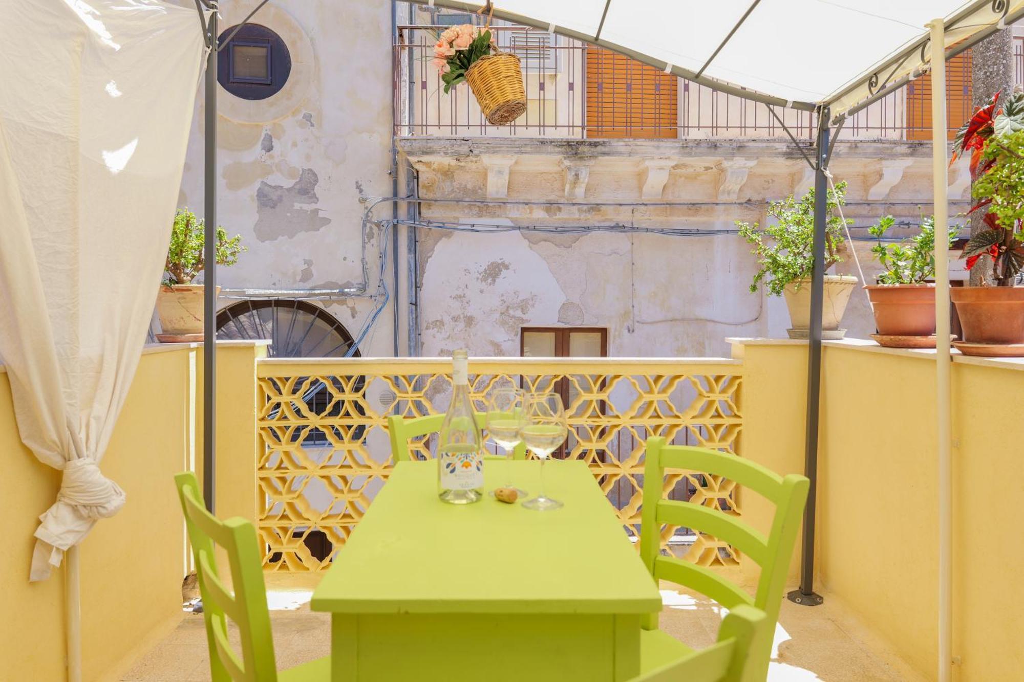 Ferienwohnung Le Cacinare Modica Zimmer foto